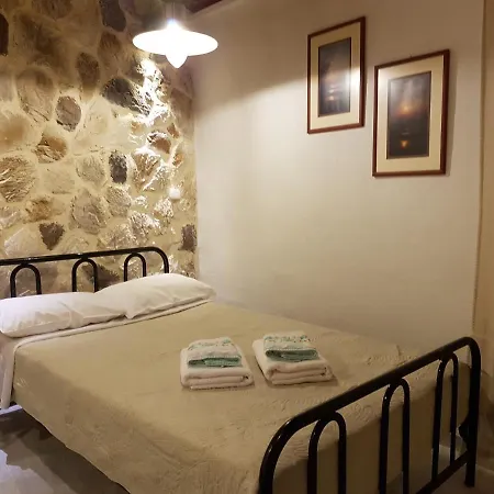 Dom wakacyjny Peristeris Traditional House Since 1900 Corfu Áno Garoúna